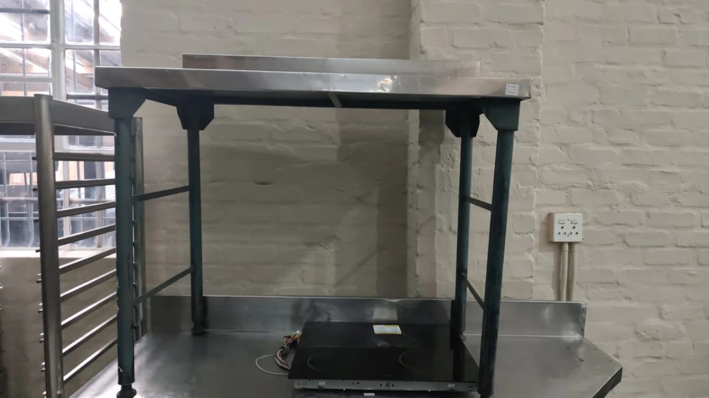 1.1m Stainless Steel Table with Splash back